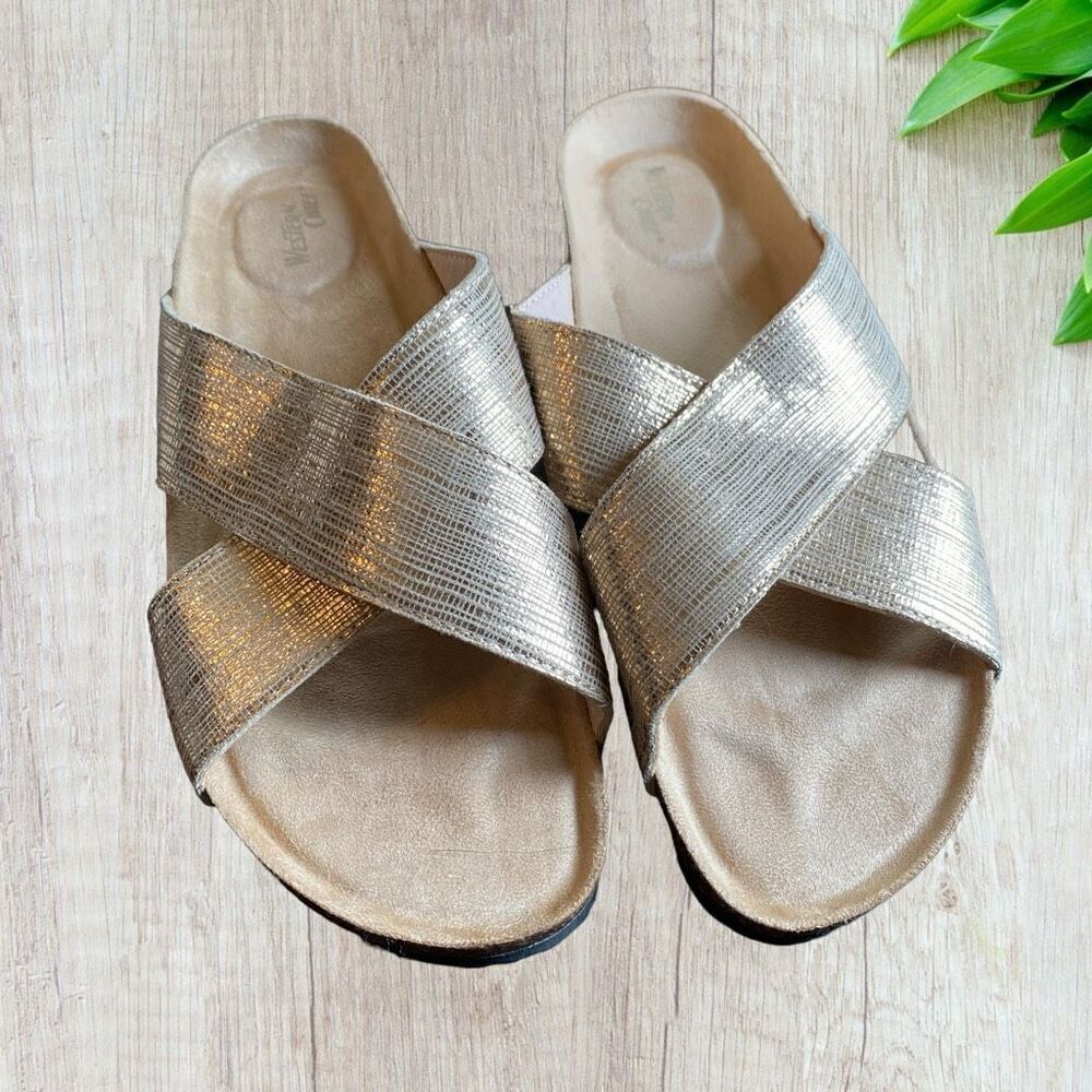 Western Chief Gold Metallic Cross Sandals size 11